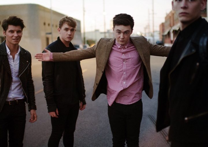 متن ترجمه شده آهنگ Me and My Broken Heart از Rixton